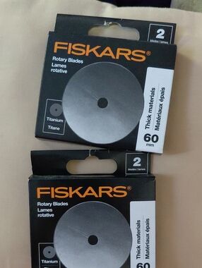 2 Packets Fiskars 60 Titanuim Blades